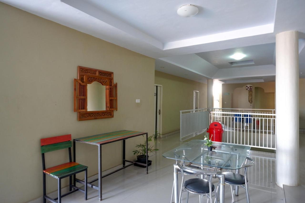 Reddoorz Syariah At Jalan Jenderal Sudirman Palopo Exterior foto