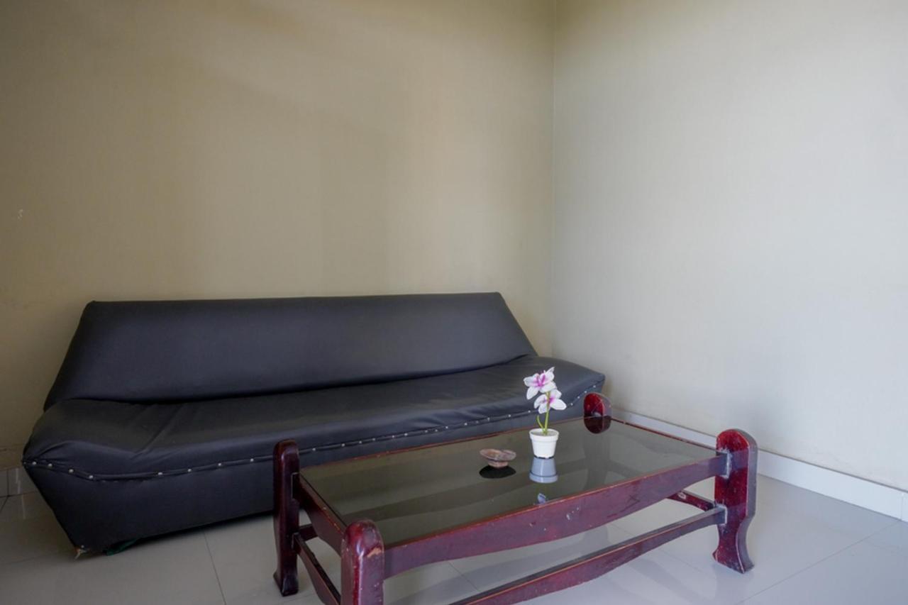 Reddoorz Syariah At Jalan Jenderal Sudirman Palopo Exterior foto